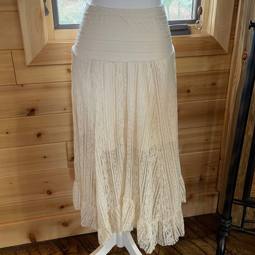 Cute lace daytrip boho skirt size xs.
